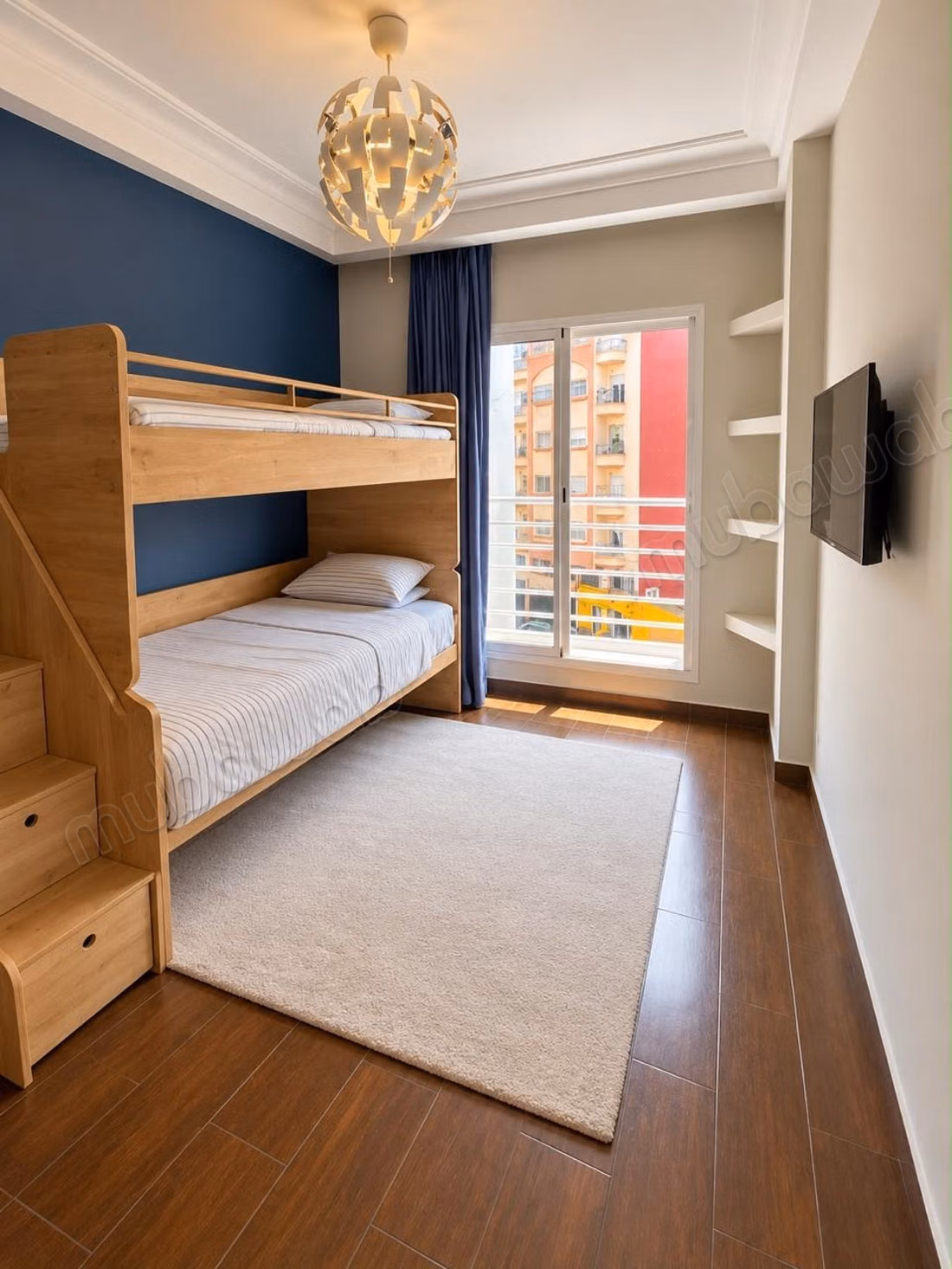 Location d'un appartement à Plateau Al Batha. 2 chambres. Ascenseur et terrasse
