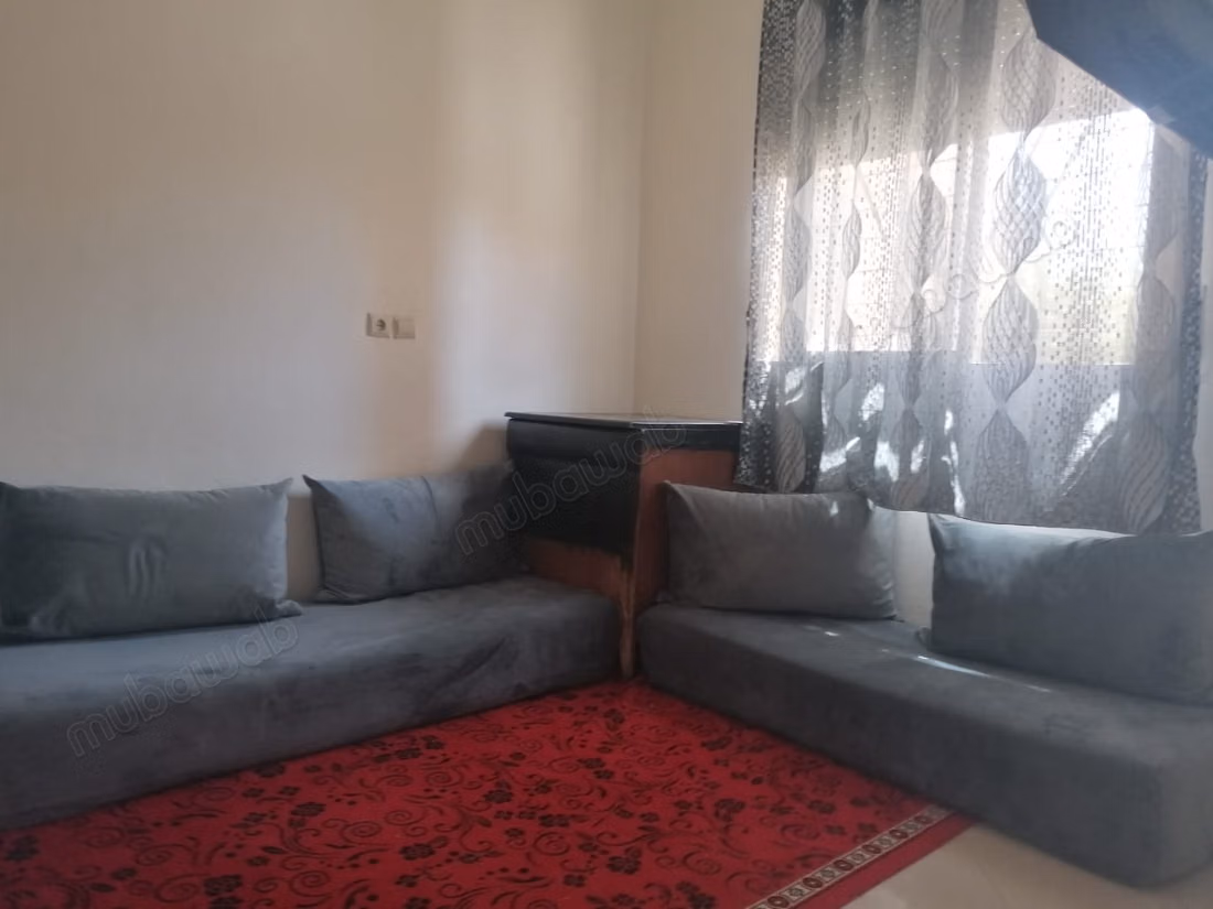 Maison à vendre à Nour. 
3 chambres agréables
