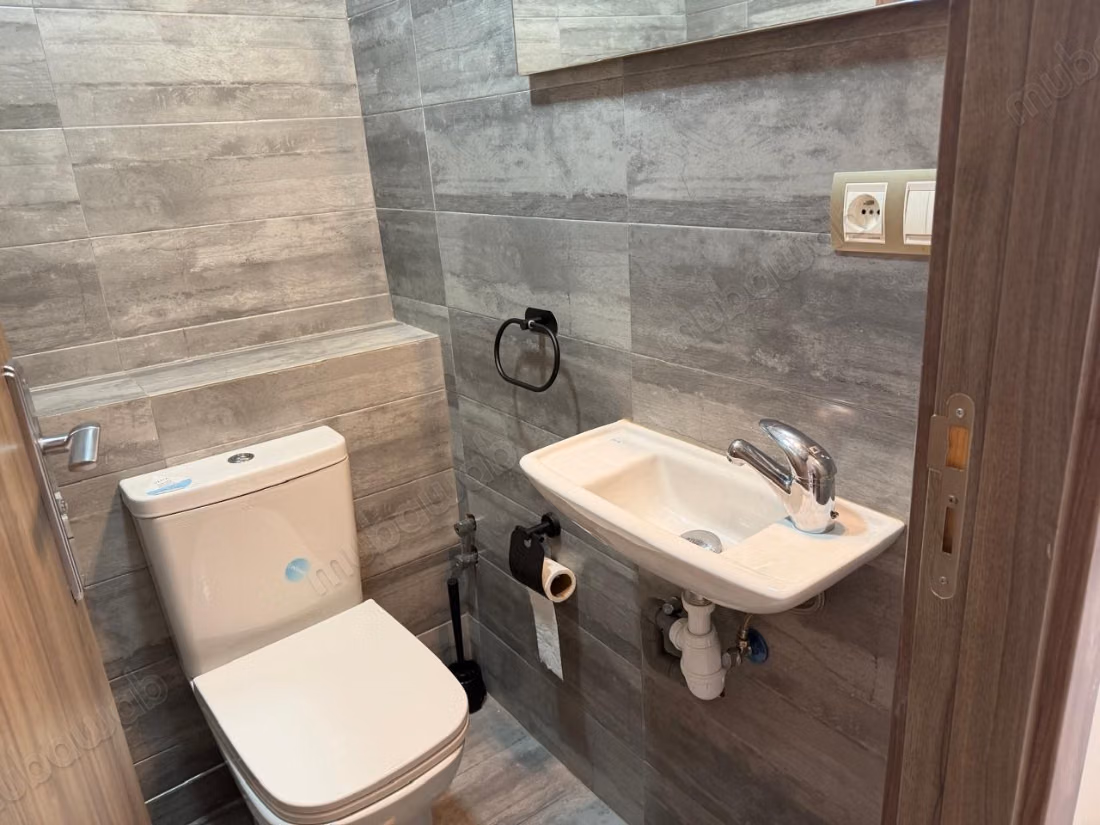 Appartement meuble au parc