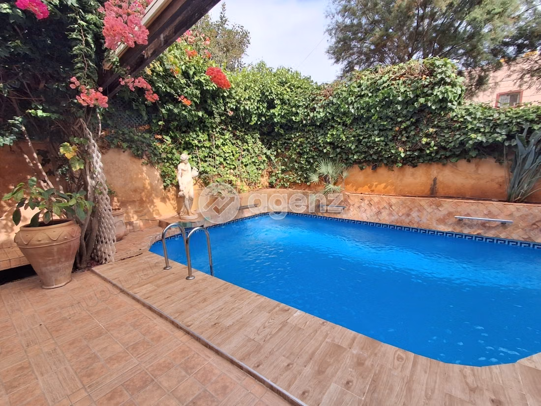 Villa for sale 362 m², 7 bedrooms Route d'Azzemmour Dar Bouazza
