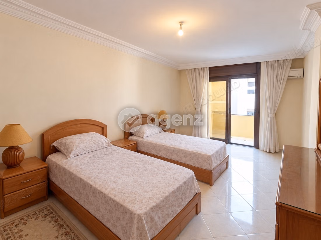Apartment for sale 194 m², 4 bedrooms Les Hôpitaux Casablanca
