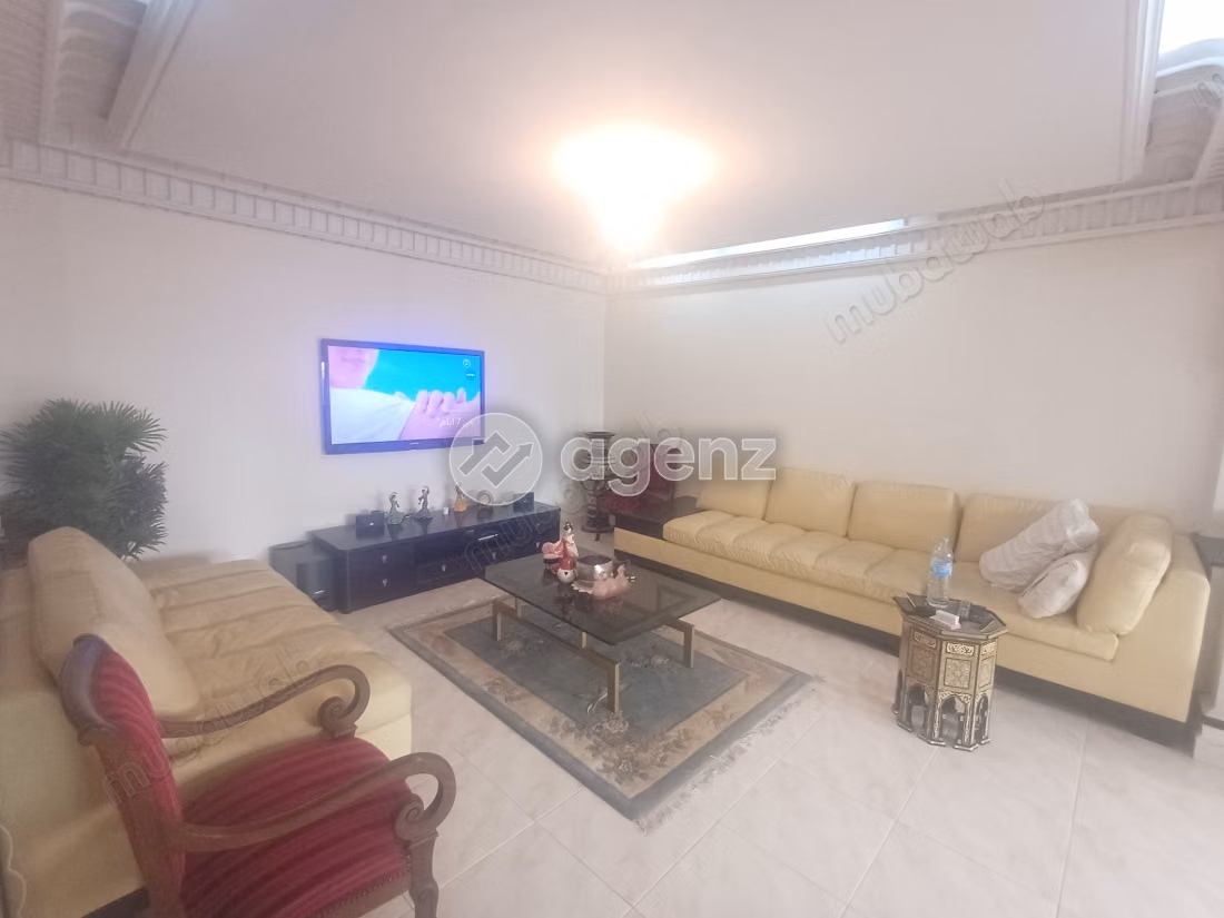 Apartment for sale 194 m², 4 bedrooms Les Hôpitaux Casablanca