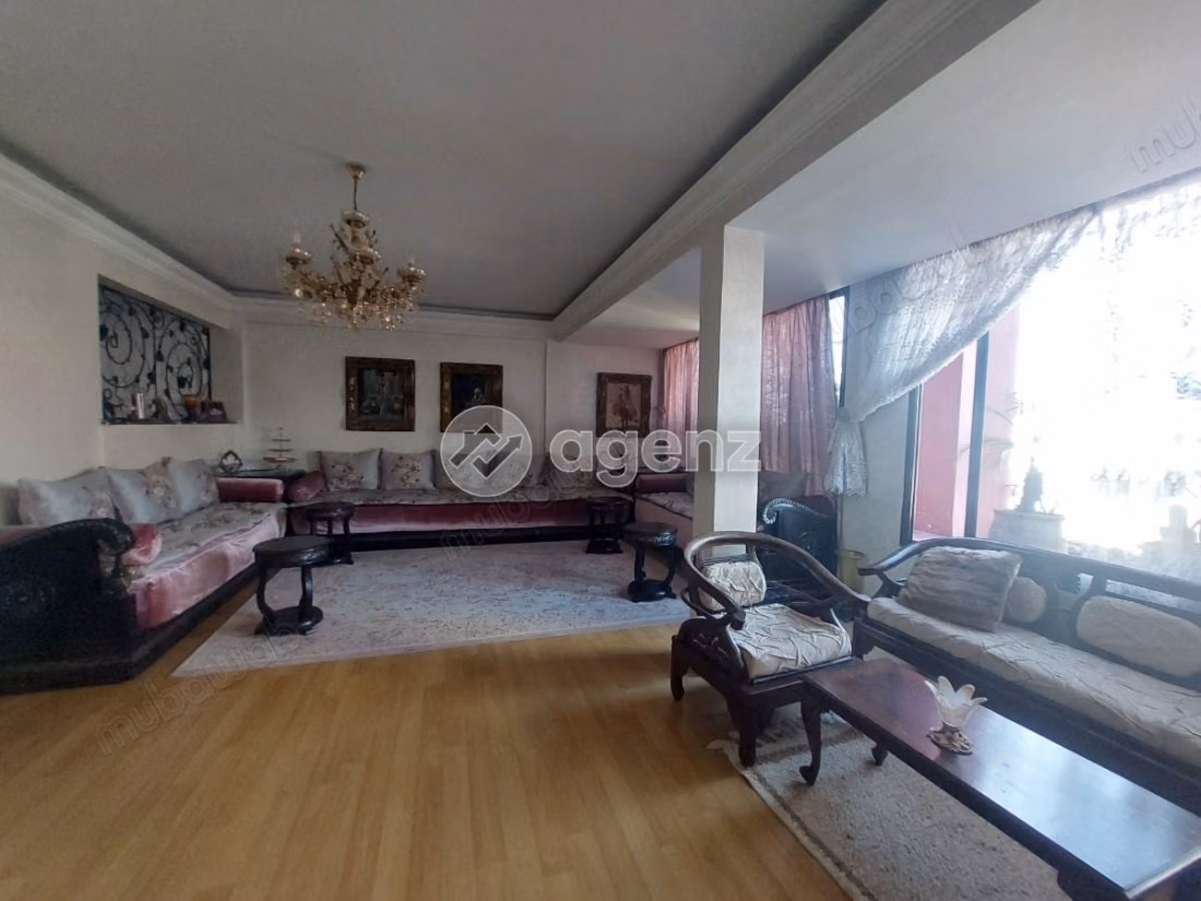 Duplex for sale 202 m², 3 bedrooms Alsace Lorraine Casablanca