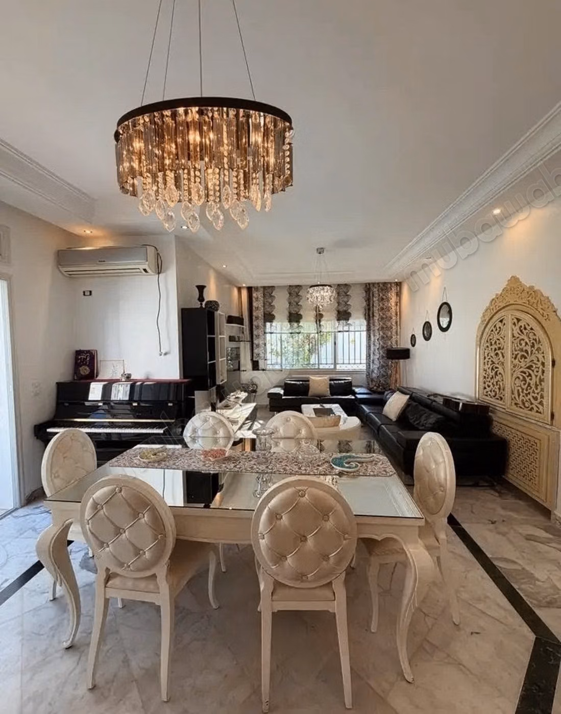 A louer une villa meublée avec piscine à la Marsa