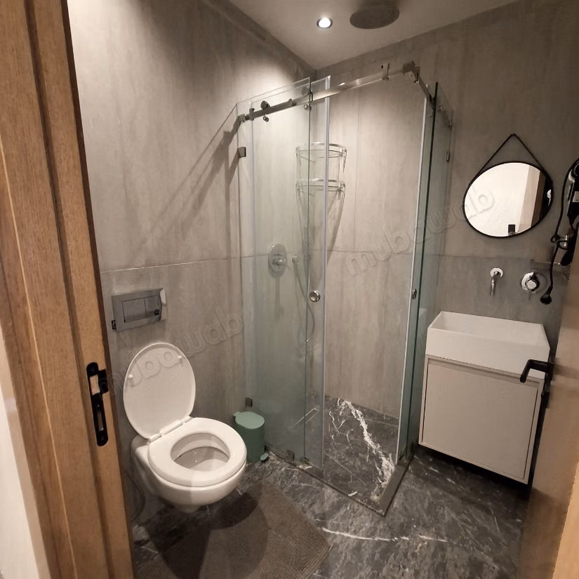 Chic moderne studio neuf meublé à louer