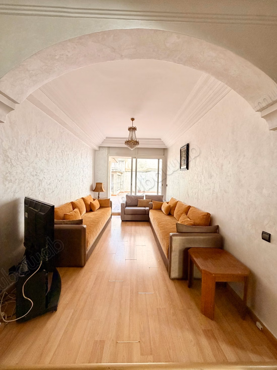 Apartment with terrace in the heart of Gauthier