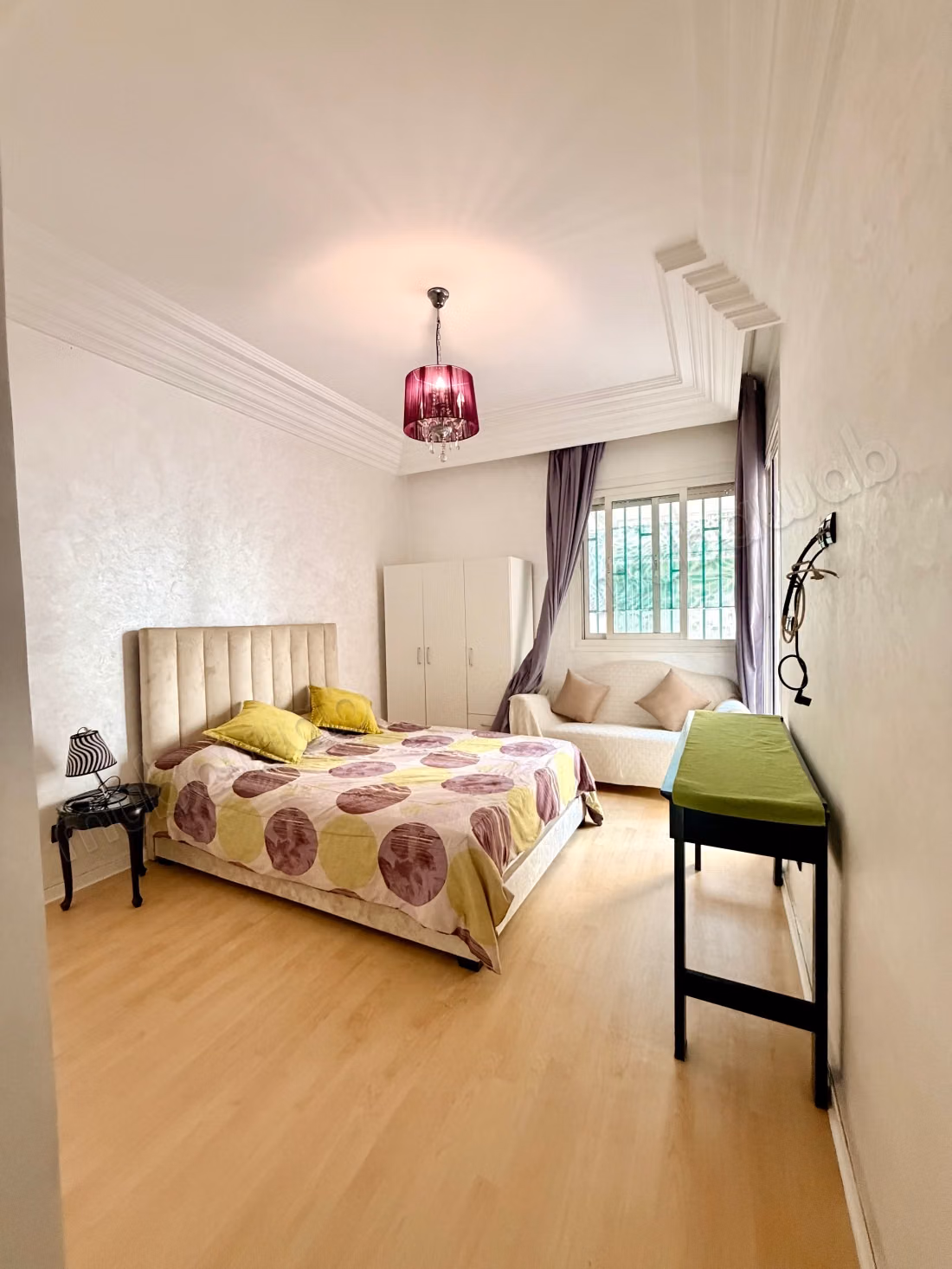 Apartment with terrace in the heart of Gauthier