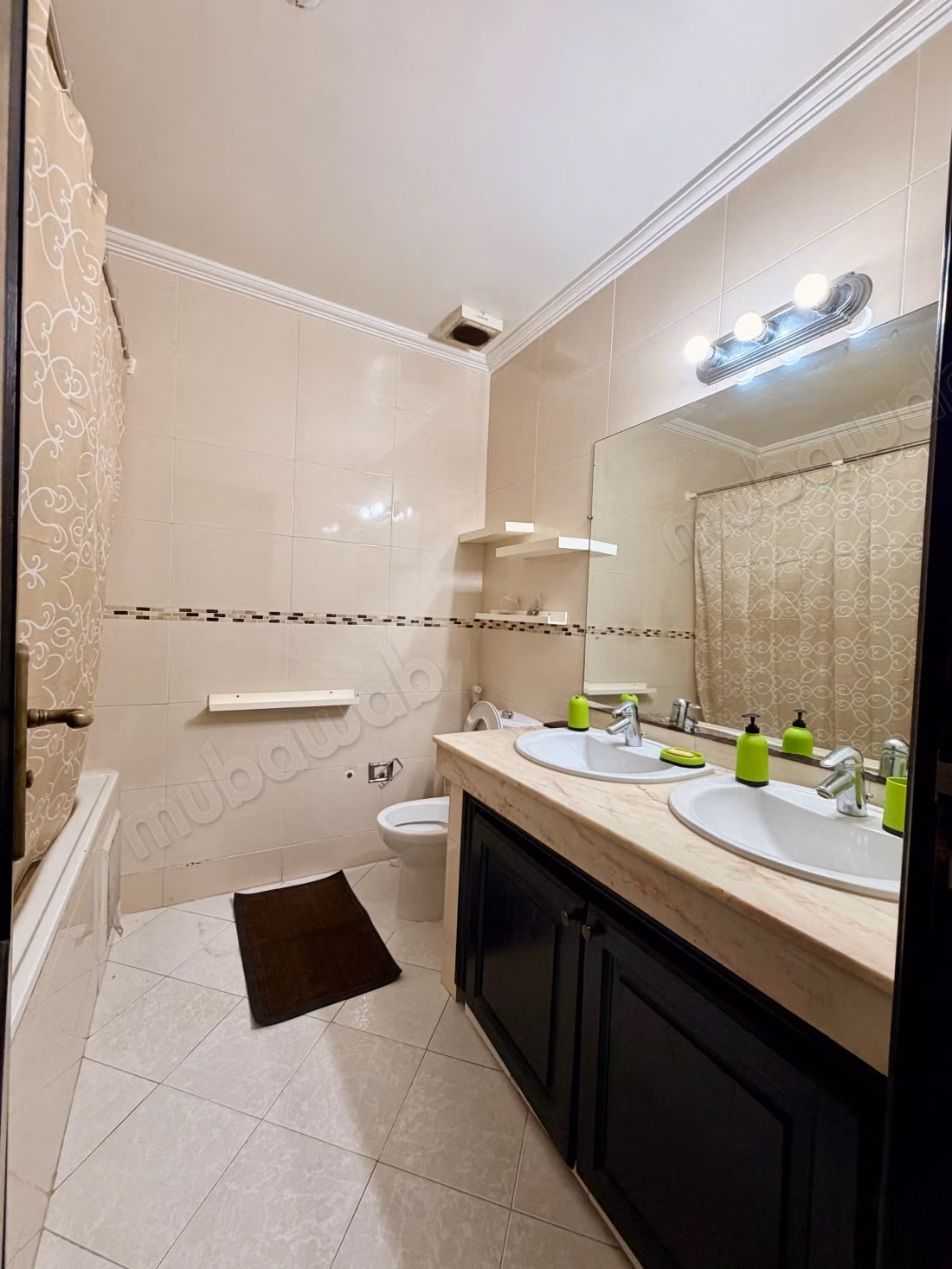 Apartment with terrace in the heart of Gauthier