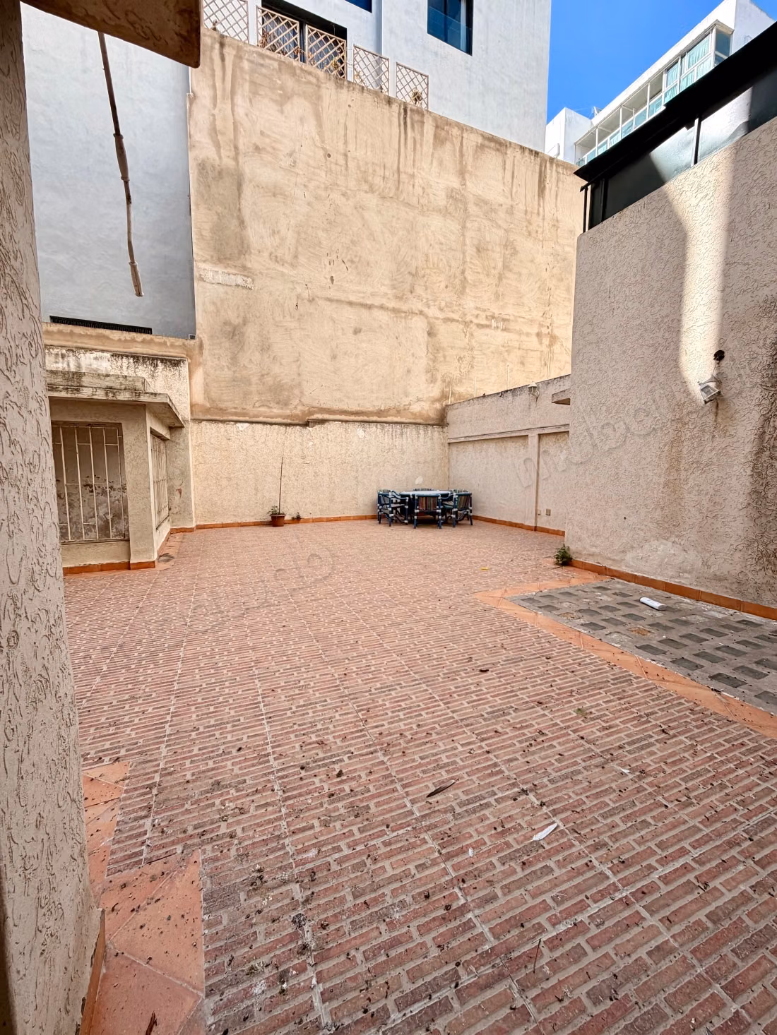 Apartment with terrace in the heart of Gauthier
