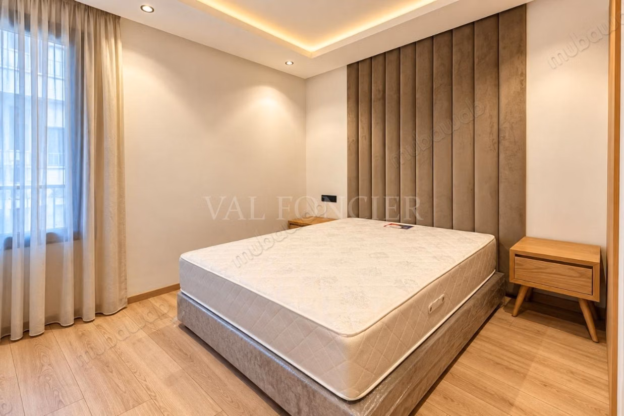 Location Studio neuf meublé avec terrasse proche Lycée Lyautey 
Bourgogne, Casablanca