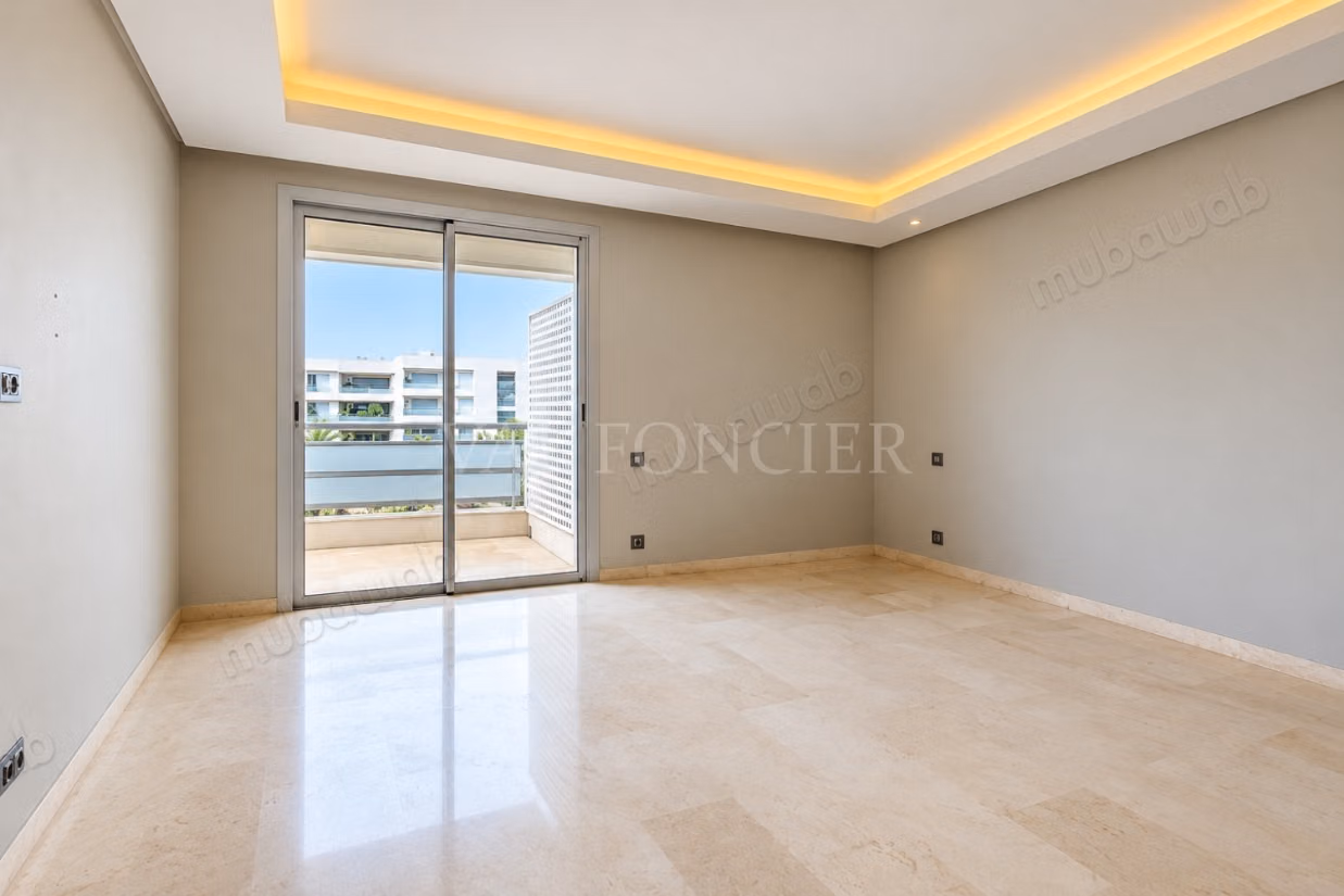 Location Appartement moderne 200m2 avec terrasse et vue mer 
Ain Diab, Casablanca