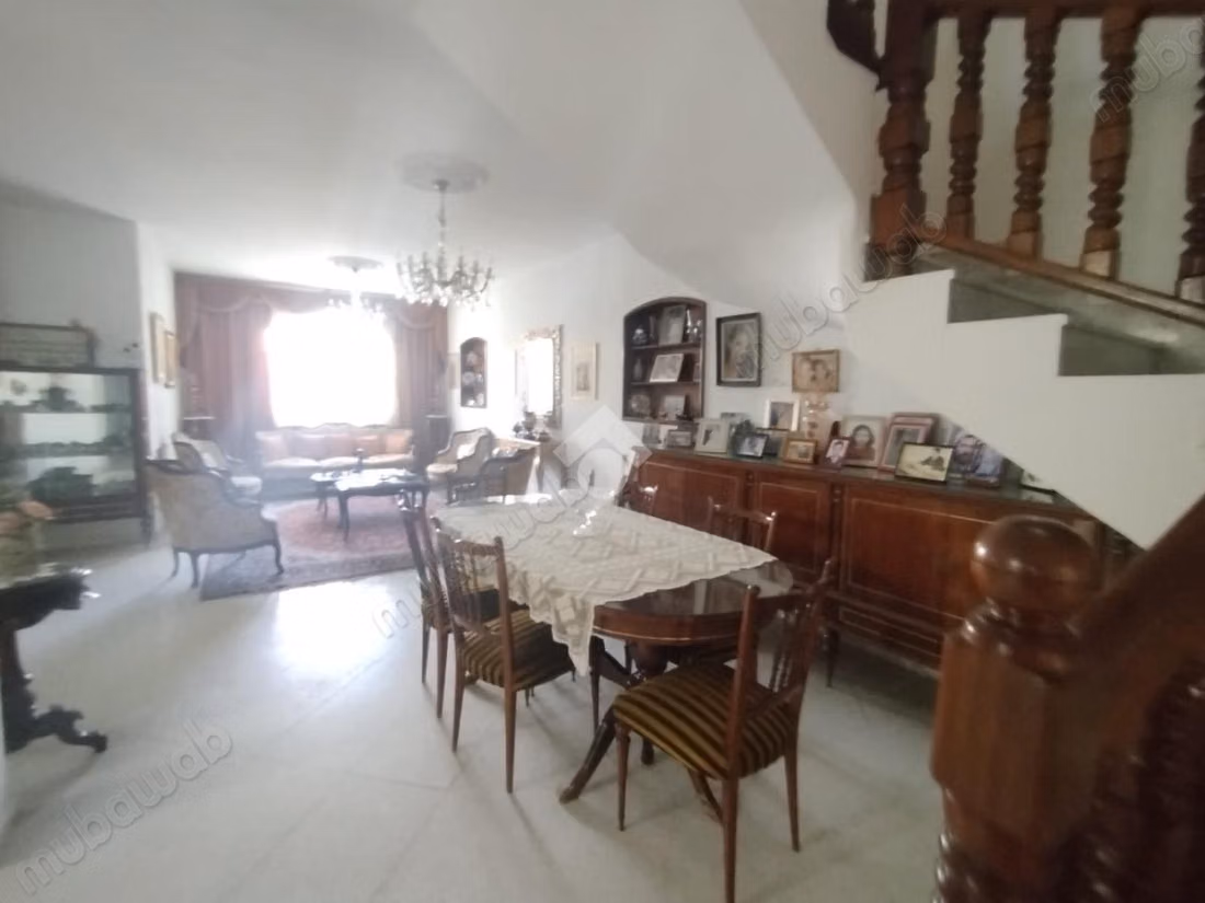 Villa jumelée en vente