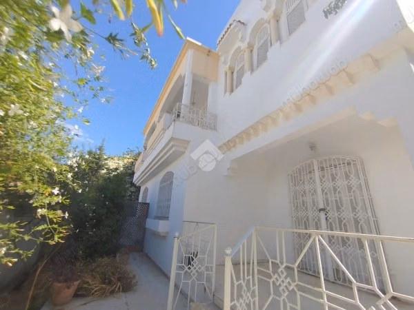 Villa jumelée en vente