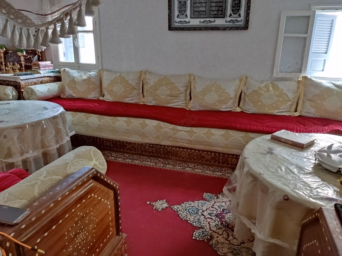 Bel appartement à vendre à Sidi Kacem. Superficie totale 105 m²