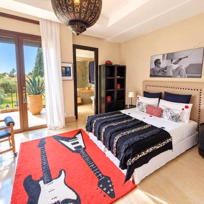 Villa for Sale of 2742.0 m² in Marrakech, Route De Fes