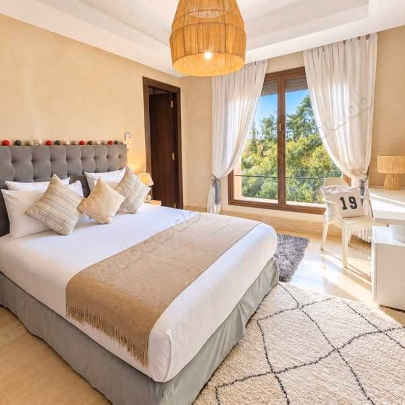 Villa for Sale of 2742.0 m² in Marrakech, Route De Fes