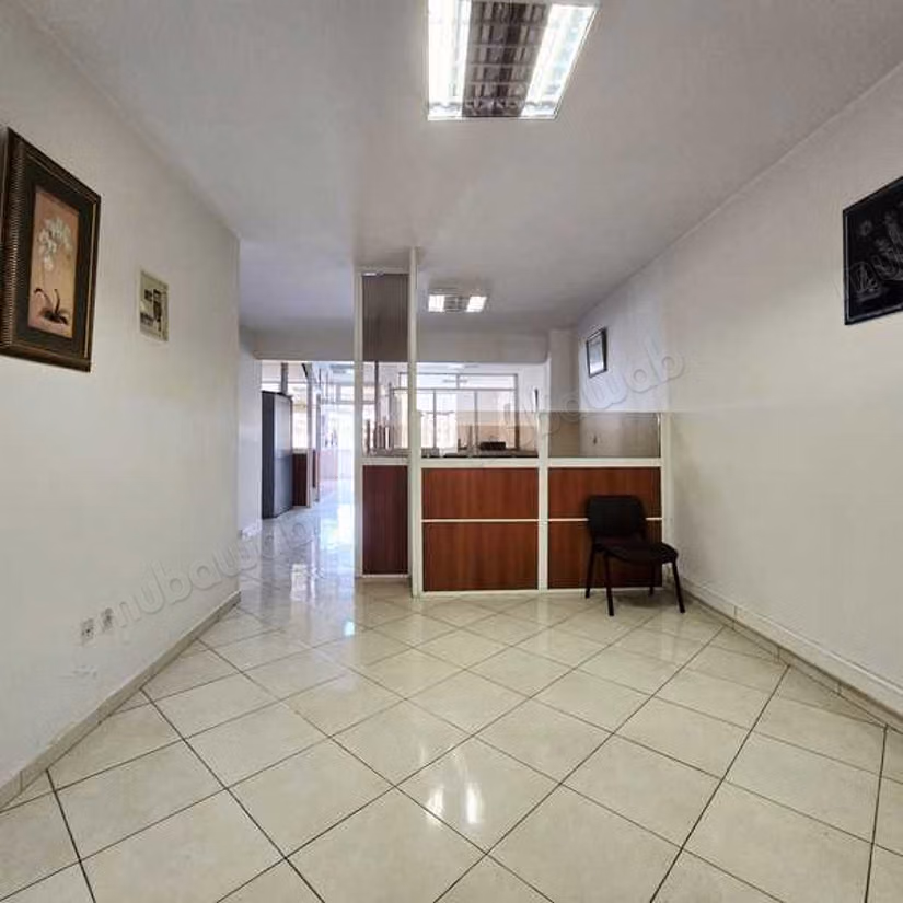 Bureau à Louer de 189.0 m² à Casablanca, Derb Ghalef