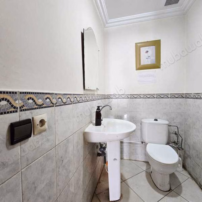 Bureau à Louer de 189.0 m² à Casablanca, Derb Ghalef