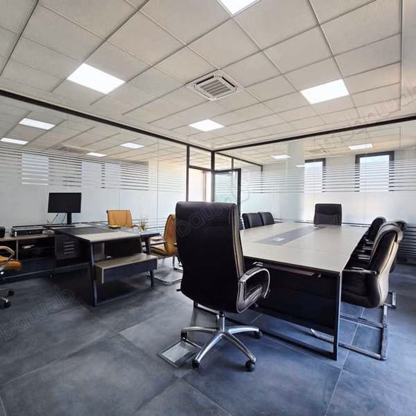 Bureau à Louer de 187.0 m² à Casablanca, Sidi Maarouf
