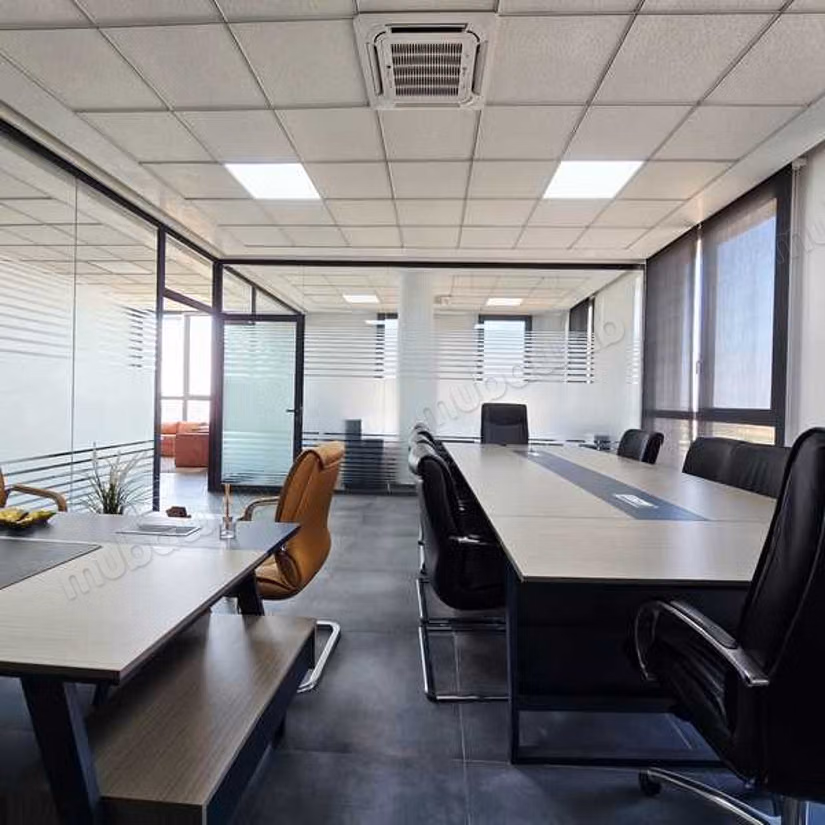 Bureau à Louer de 187.0 m² à Casablanca, Sidi Maarouf