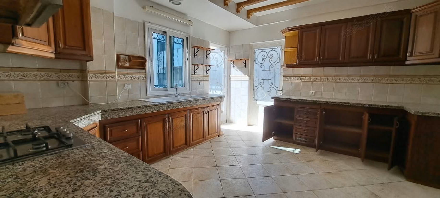 Rare product top floor terrace