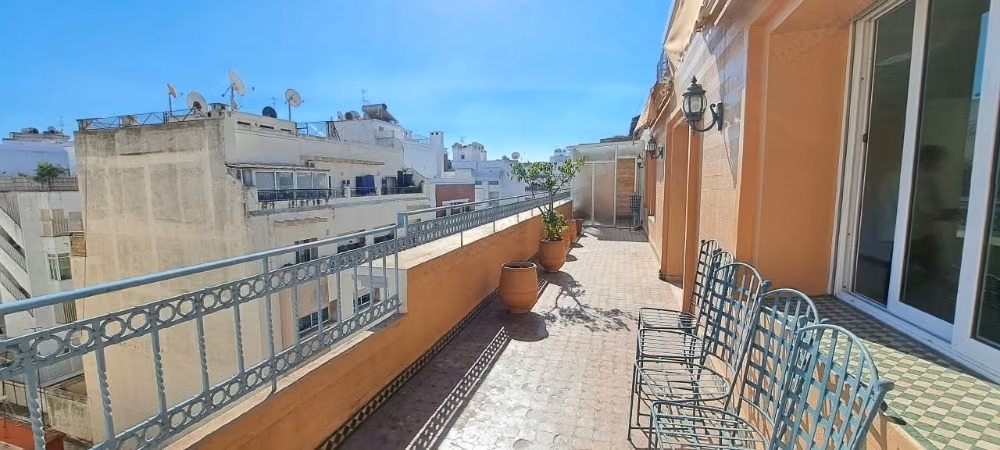 Rare product top floor terrace