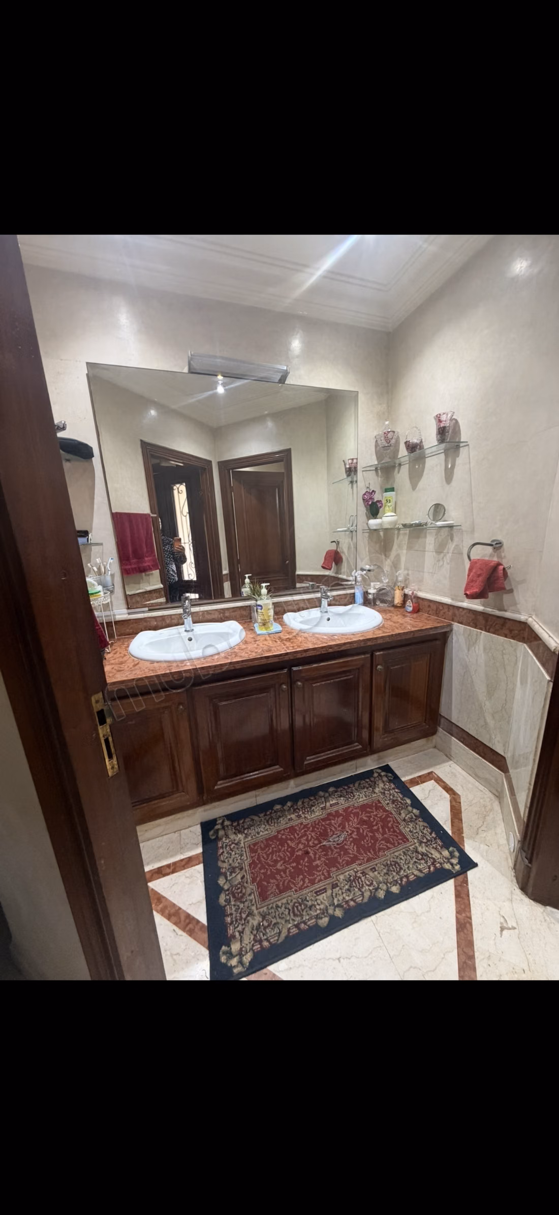 Villa in California next to Al Hamd Mosque, Mecca Boulevard