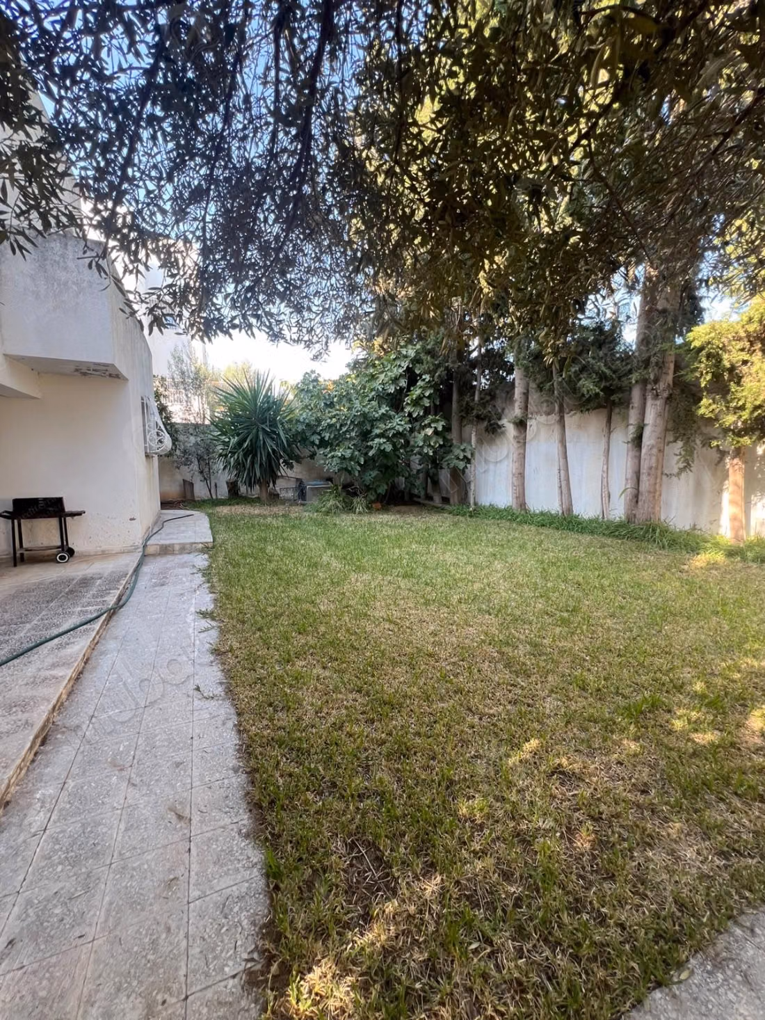 À vendre une villa a renover a menzah 8