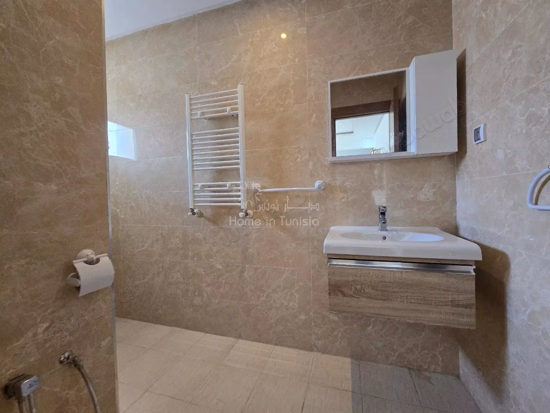 À LOUER – Appartement S1 meublé à Sahloul 4