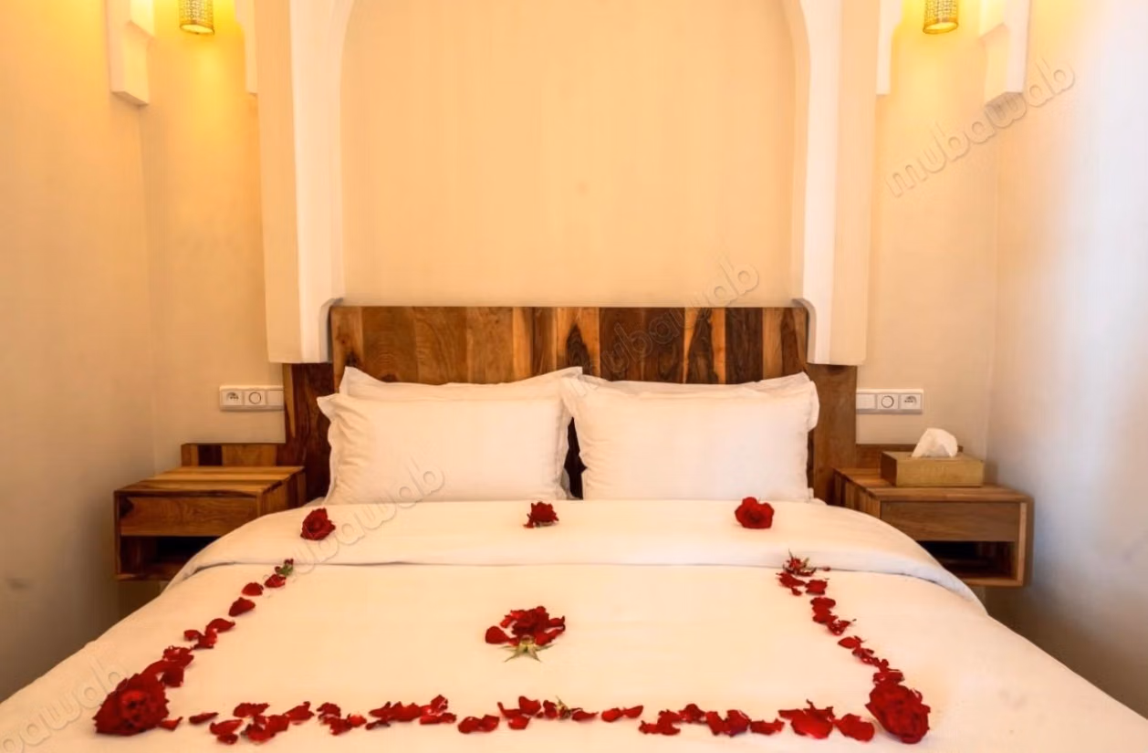Somptueux riad à vendre à Michouar. 7 belles chambres. Piscine et cheminée