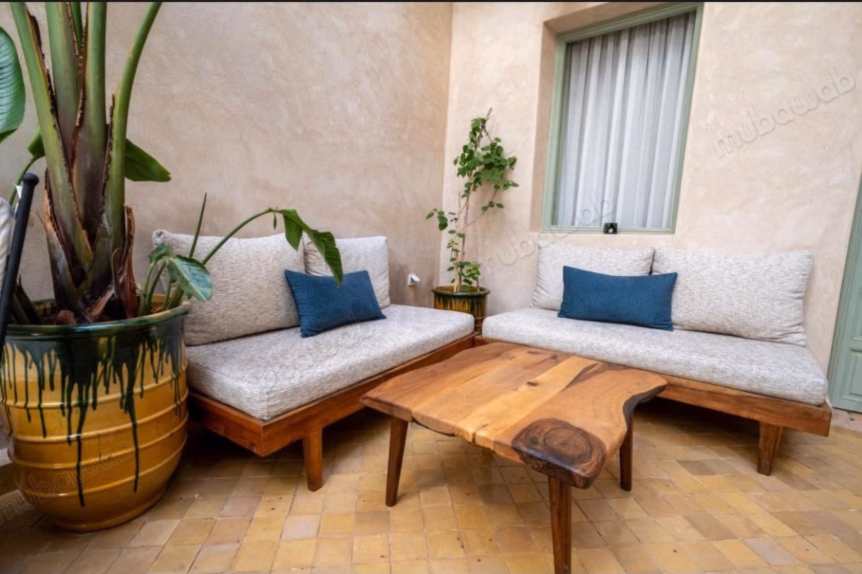 Somptueux riad à vendre à Michouar. 7 belles chambres. Piscine et cheminée