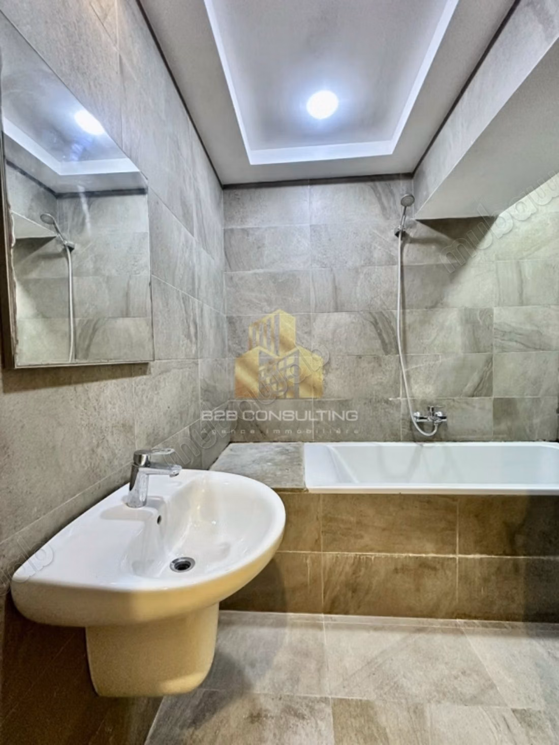 À louer duplex s3 au lac 2