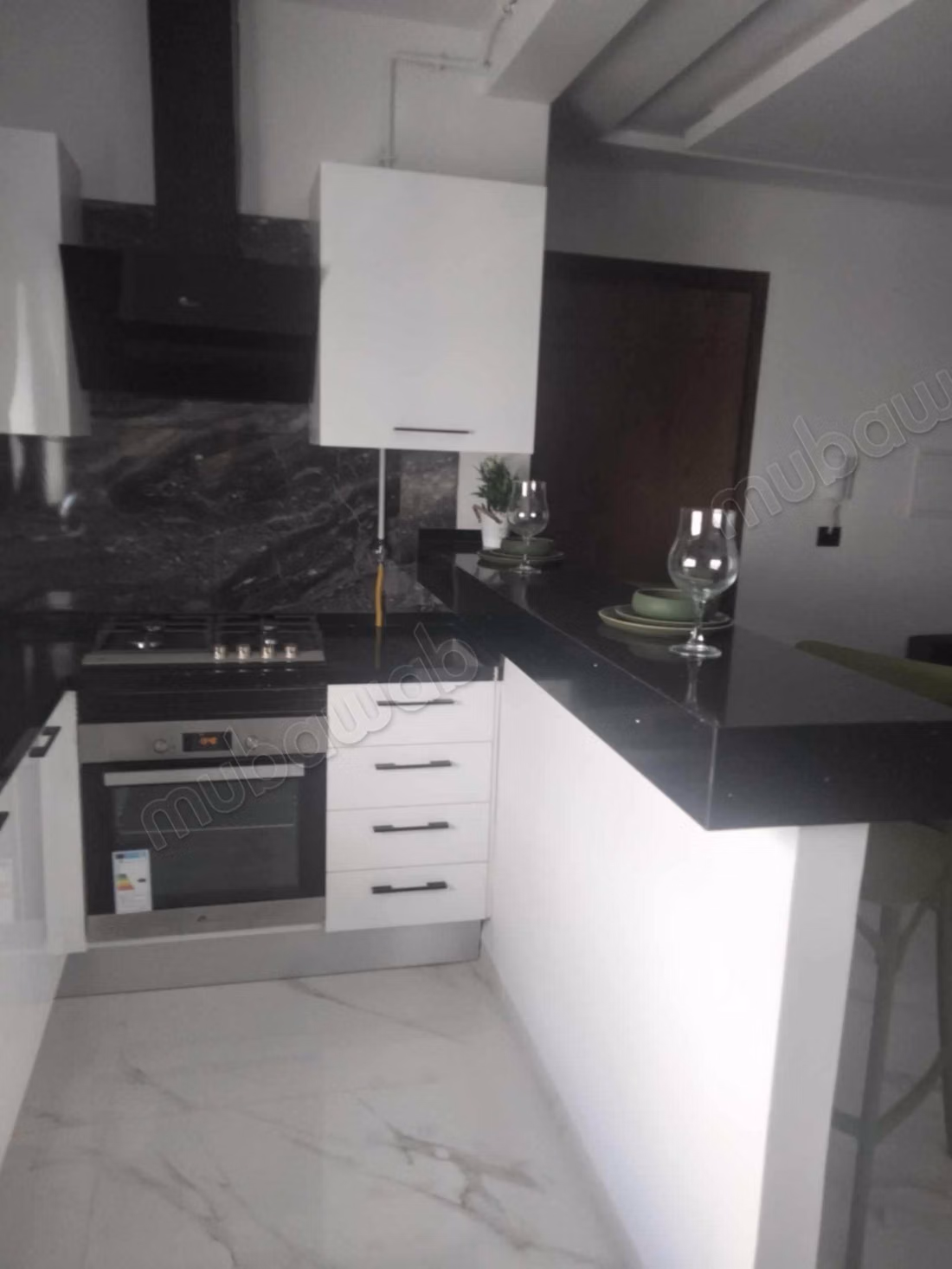 Location d'un appartement à Ain Zaghouan Nord. 1 beau appartement. Meublé