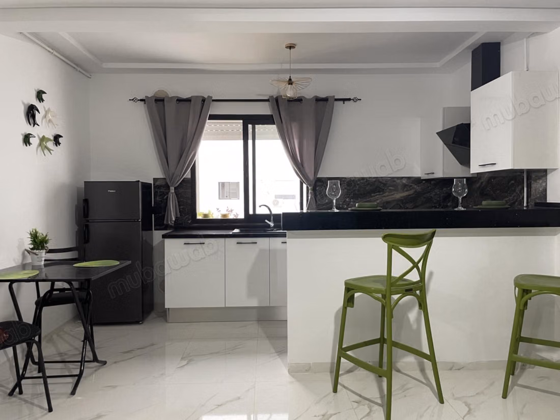 Location d'un appartement à Ain Zaghouan Nord. 1 beau appartement. Meublé