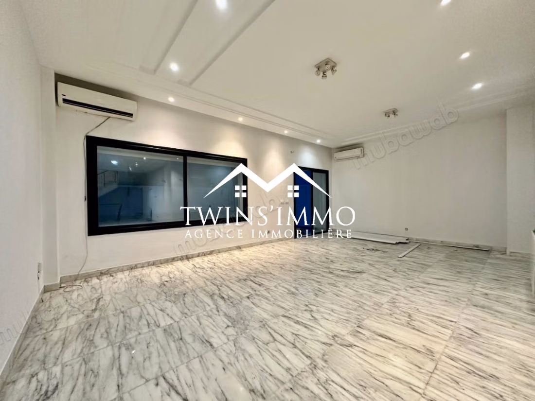 Duplex avec piscine aux Berges du Lac 2