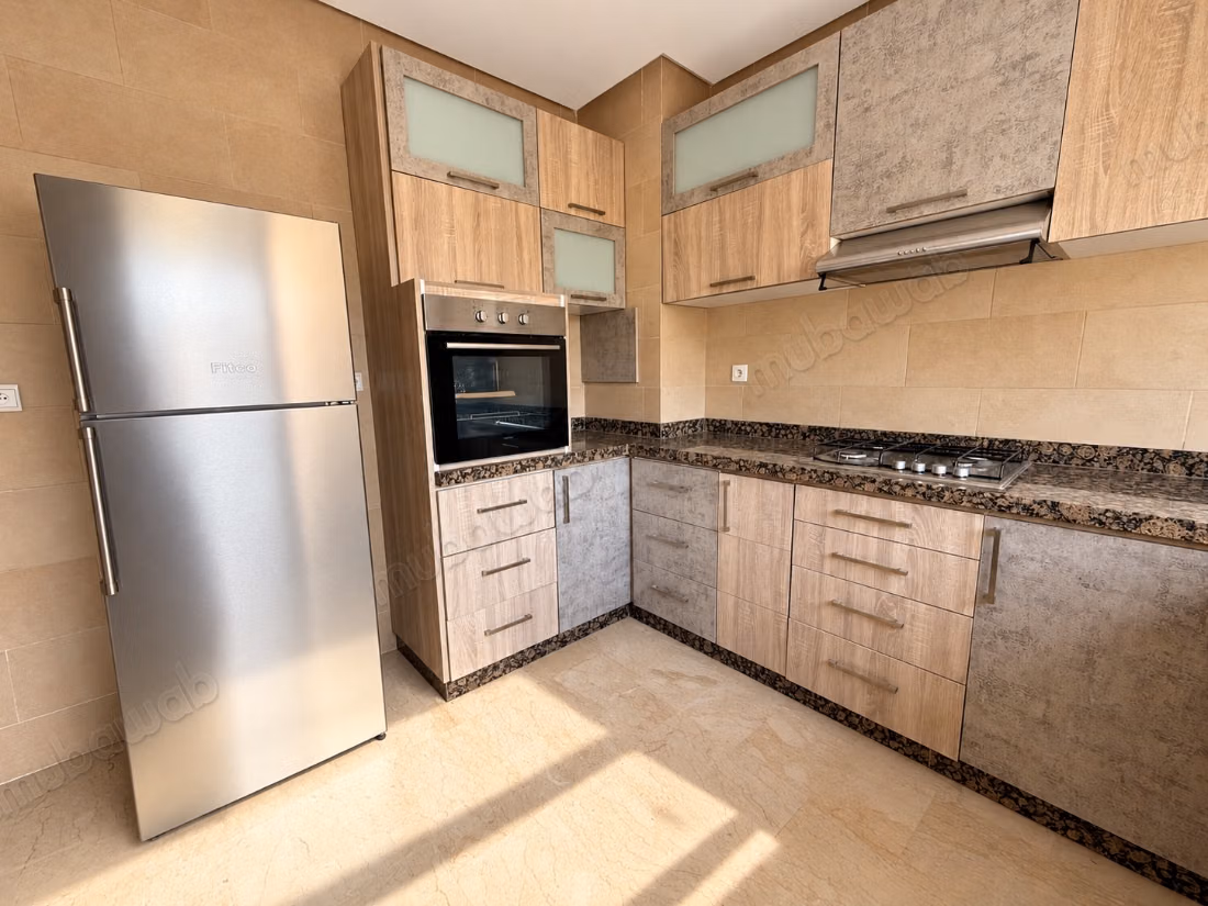 Appartement lumineux à Agadir – 3 façades