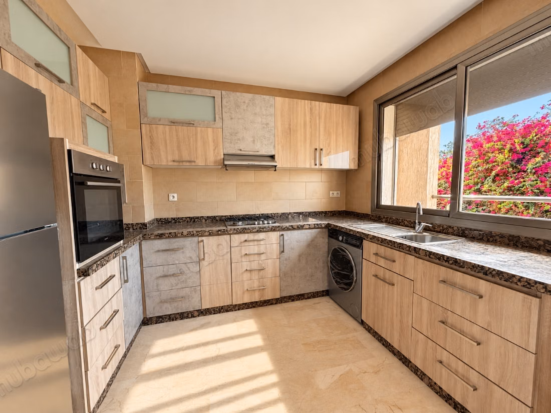 Appartement lumineux à Agadir – 3 façades