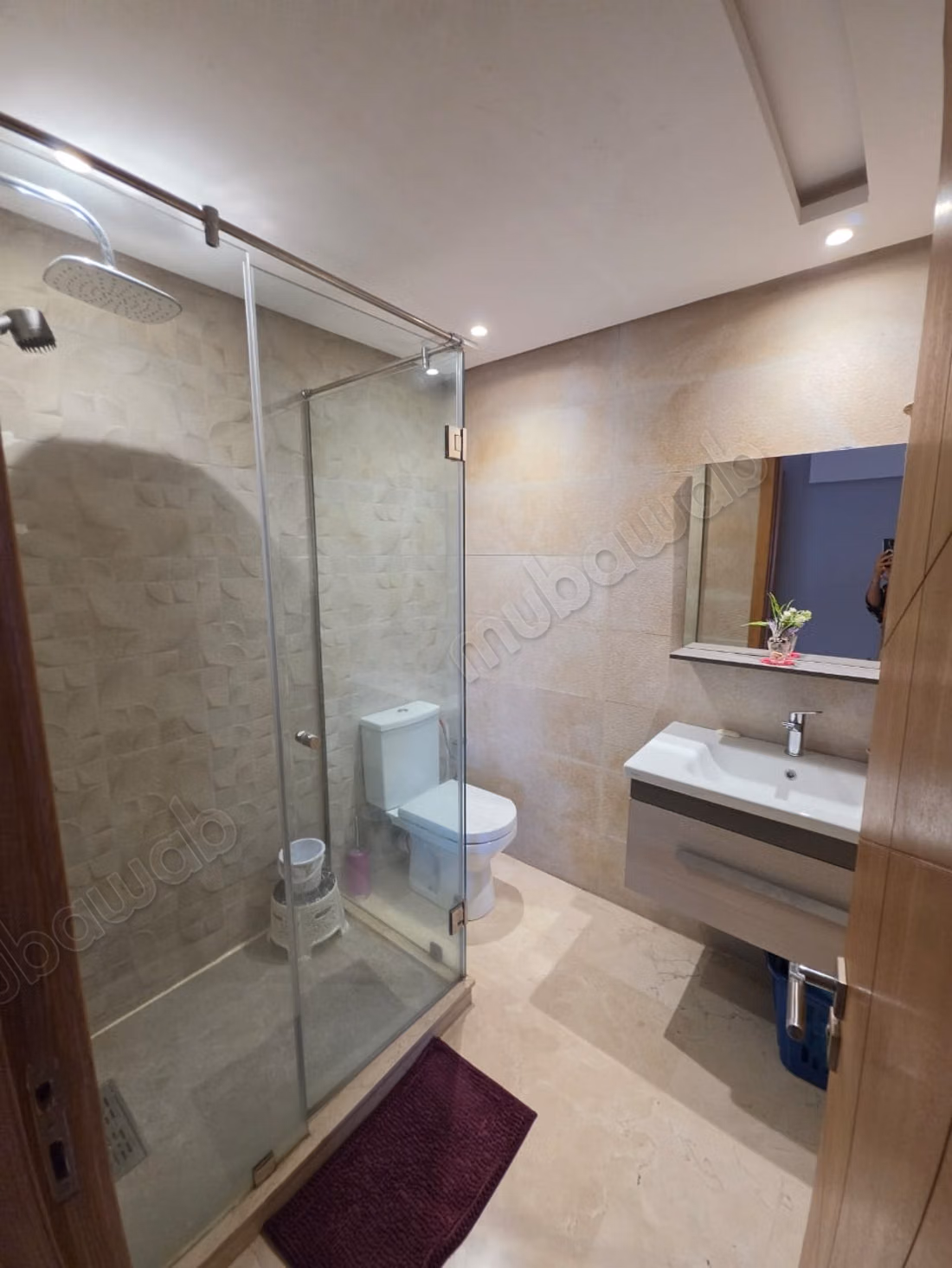 Almost new apartment on Moulay Ismail Boulevard
