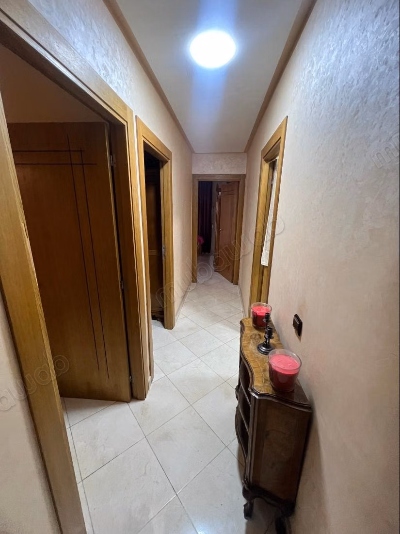 Appartement en vente à Berrechid. 1 Pièce. Concierge