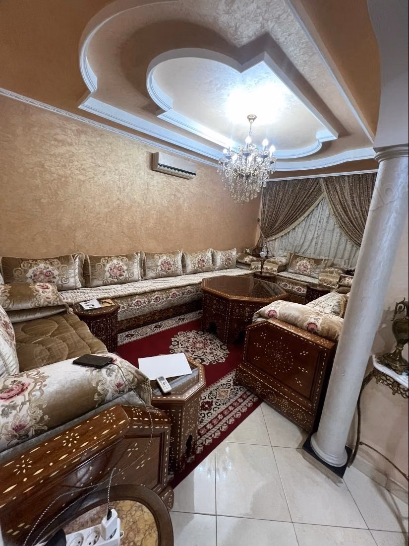 Appartement en vente à Berrechid. 1 Pièce. Concierge