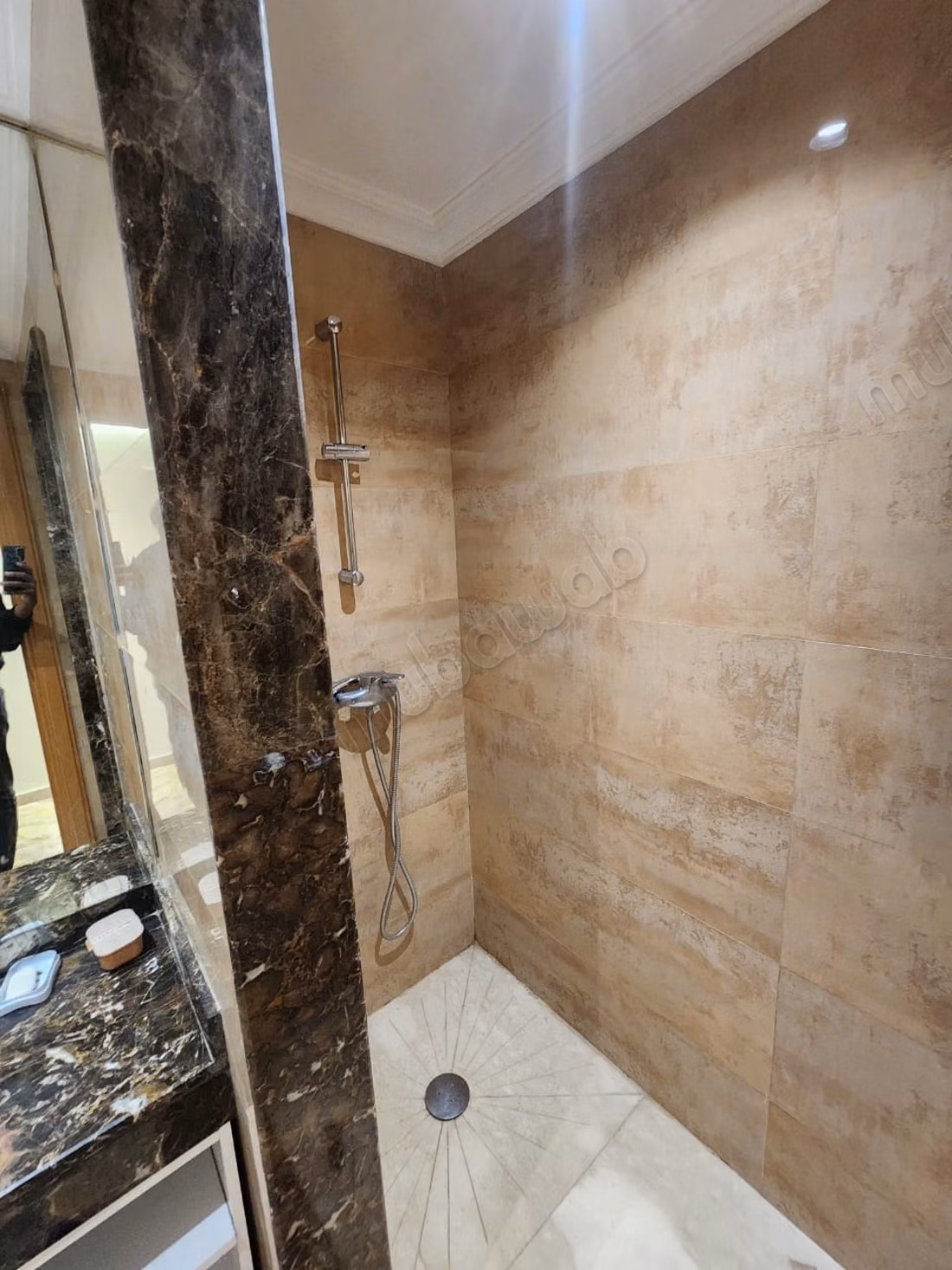 Appartement de prestige meublé à louer semlalia