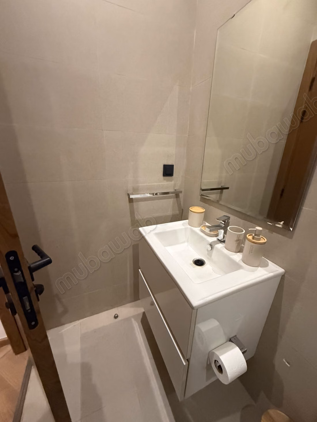 Location d'appartement meublé Harhoura 
Val d'or
