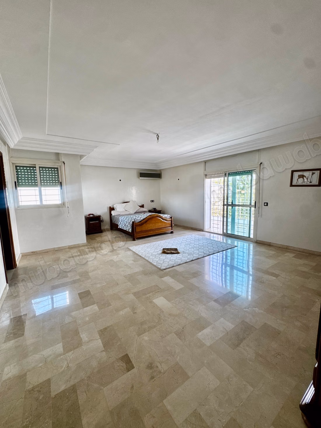 Villa isolée à vendre – Laimoun, Emplacement privilégié face à un jardin
