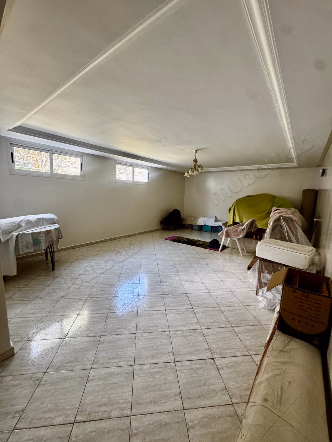 Villa isolée à vendre – Laimoun, Emplacement privilégié face à un jardin