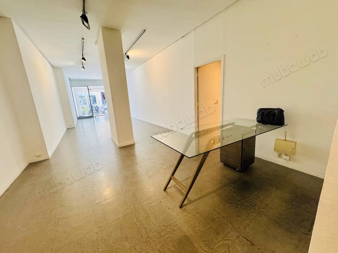 Local premium à l'achat à Racine totale 176 m²