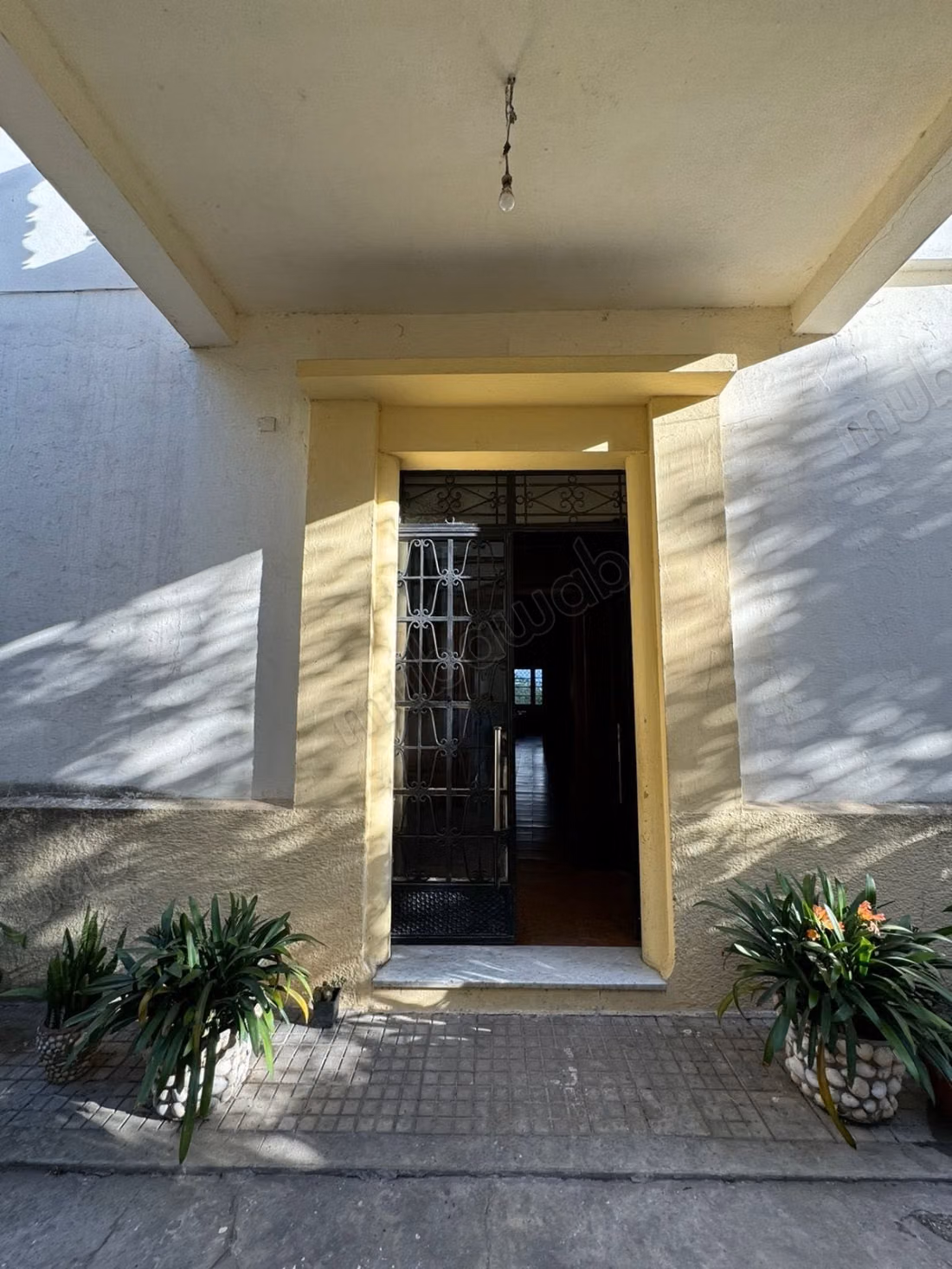 Villa avec grand jardin à Merchane 680m²
