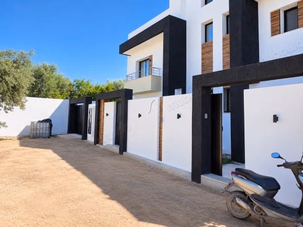 À vendre – terrain clôturé à hammamet centre