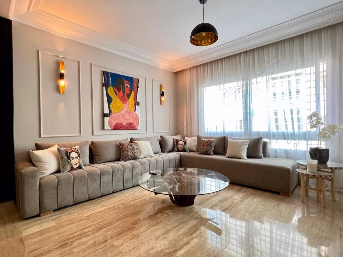 Bel appartement meublé 3 chambres à Quartier des hôpitaux