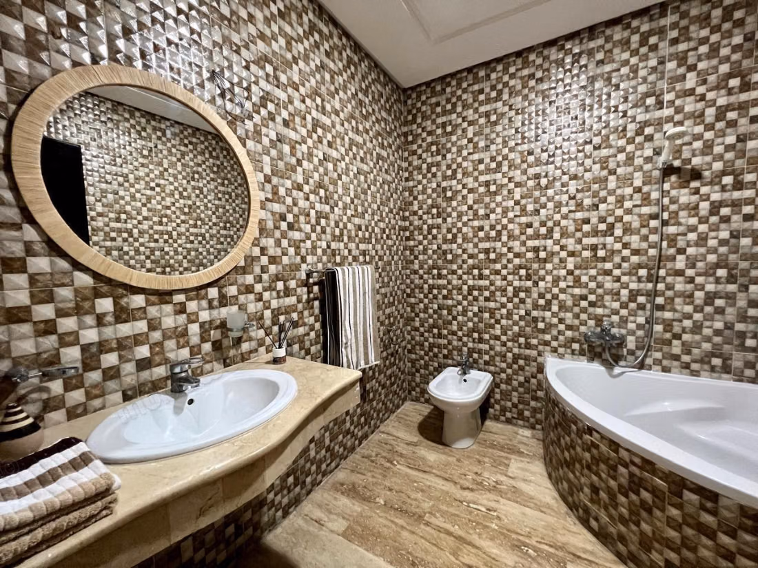 Bel appartement meublé 3 chambres à Quartier des hôpitaux