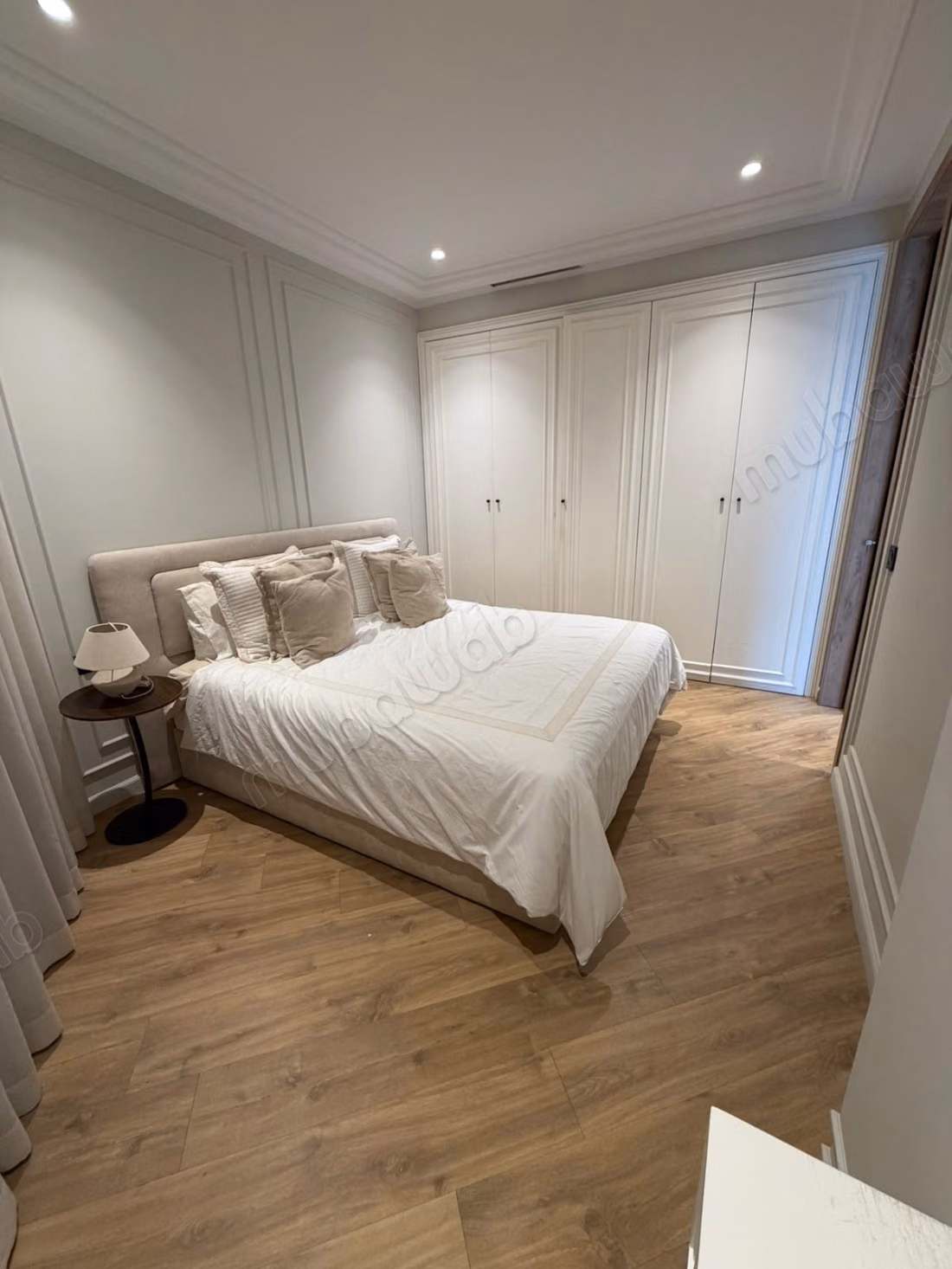Très bel Studio meuble en location à Racine